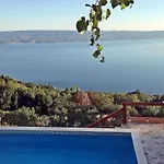 Holiday Juraj Hébergement de vacances Jesenice (Split-Dalmatia)