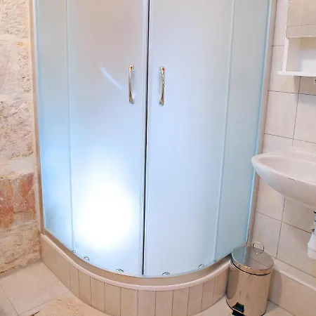Juraj By Interhome בית נופש